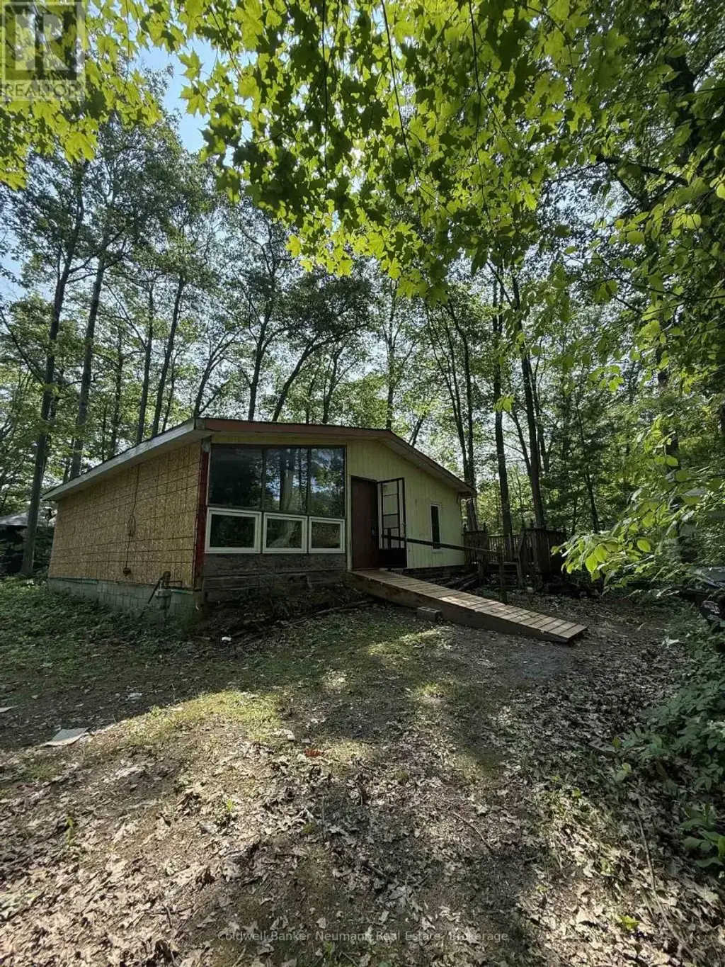 808 Oxbow Park Drive, Wasaga Beach